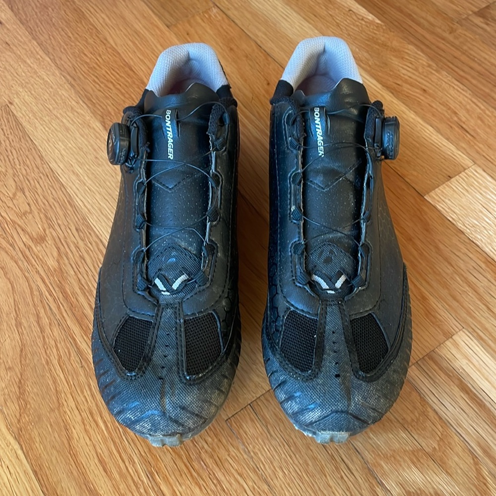 Bontrager clipless mountain biking shoes